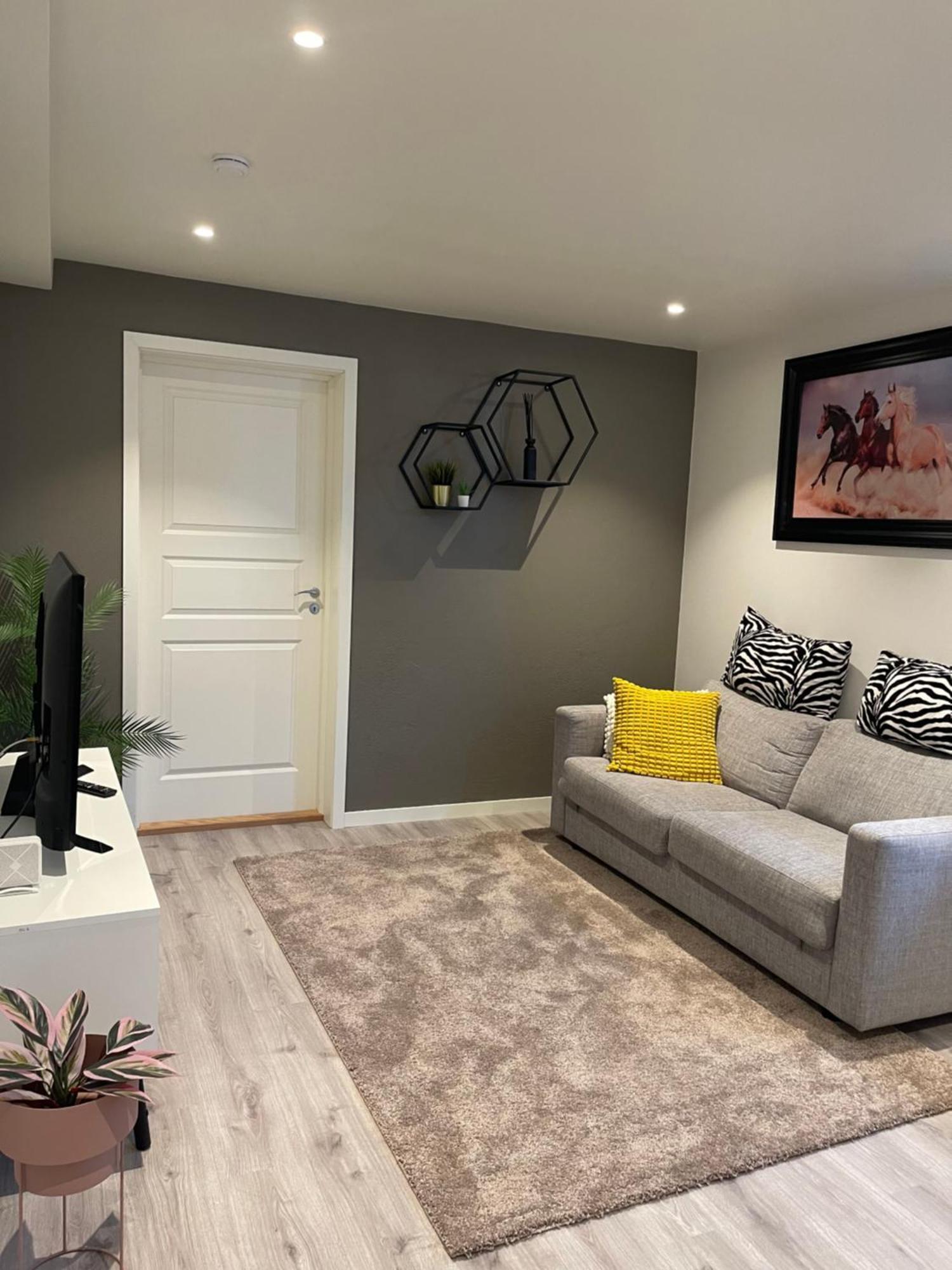 Home For Your Trip 10 Minutes From Oslo Airport With Free Parking Klofta Exterior photo